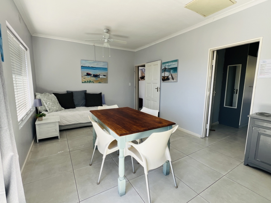 6 Bedroom Property for Sale in Country Club Western Cape